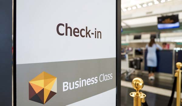ビジネスクラスの優先チェックイン