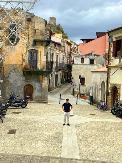 タオルミーナ旧市街にて