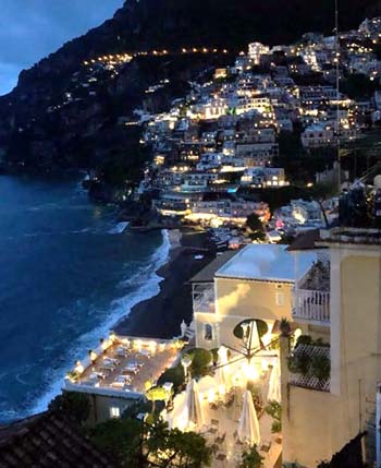 ポジターノの夜景